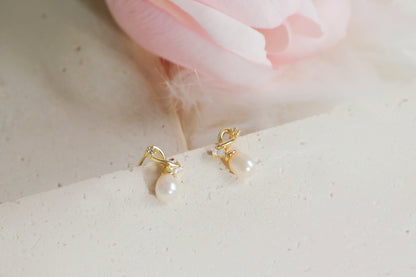 Dainty Gold Knot Pearl & Diamond Stud Earrings