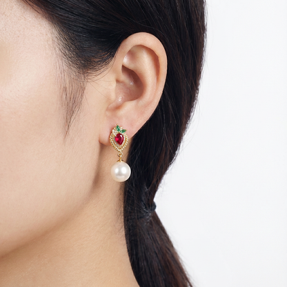 Vintage Style Crystal Stud Earrings with Freshwater Drop
