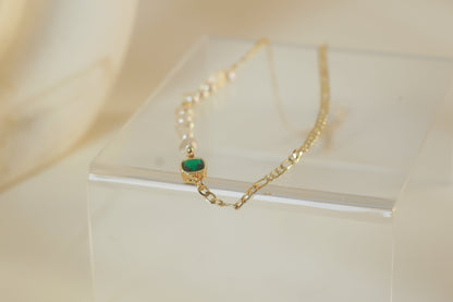 Emerald Figaro Chain Choker Necklace with Pearl