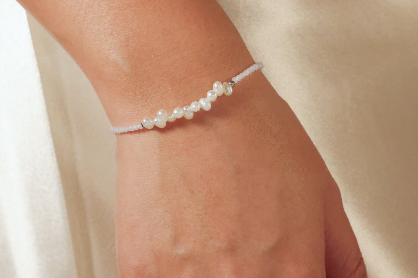 Baroque Pearl & Dainty Crystal Bead Bracelet