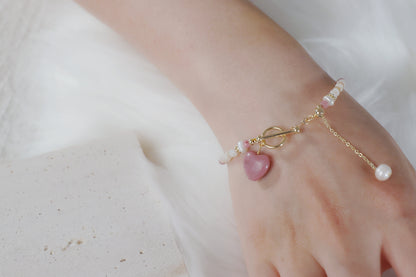 Gold Bracelet with Heart Charm