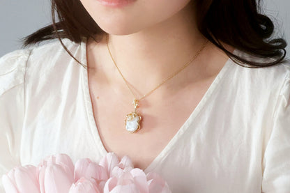 Chunky Baroque Pearl Gold Chain Necklace