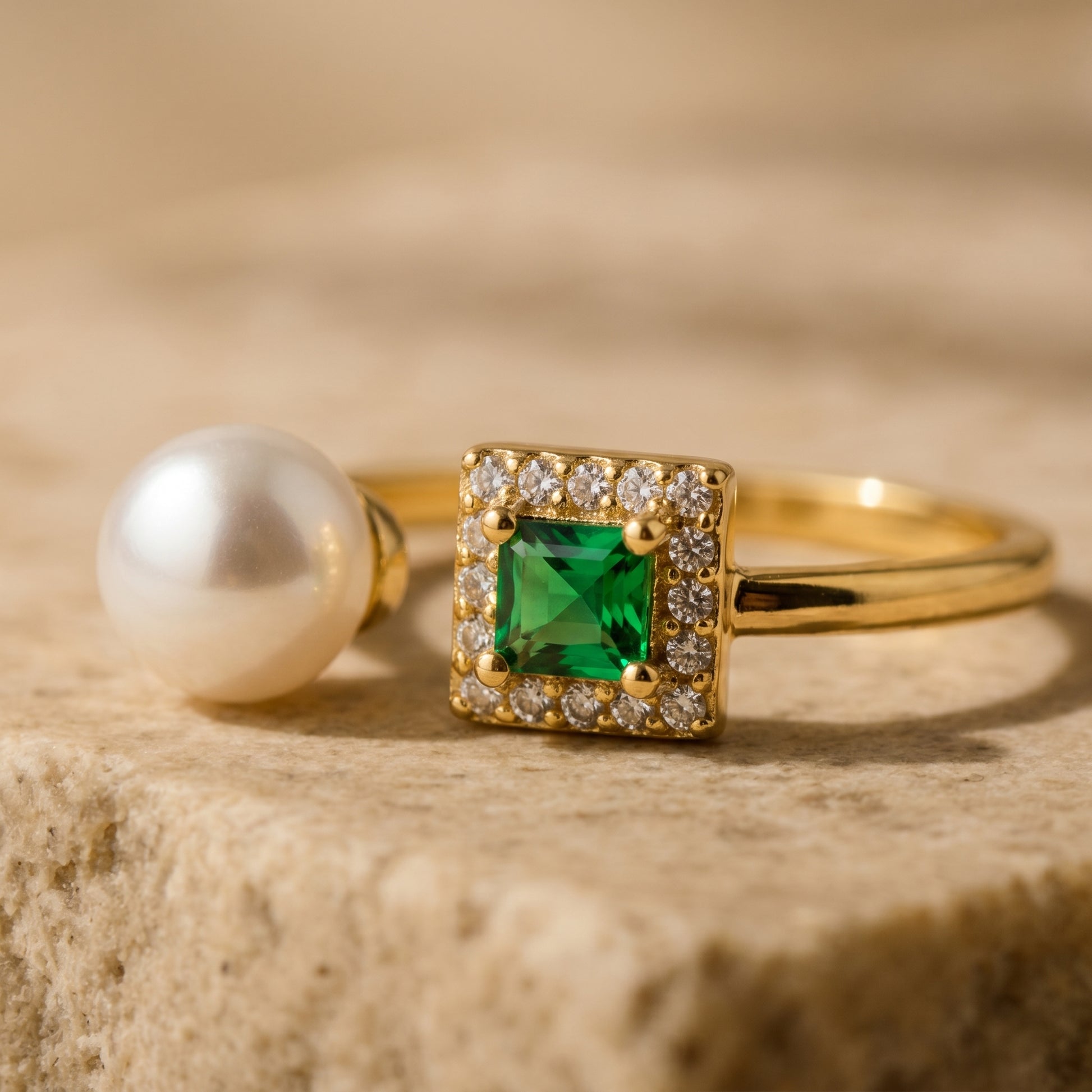 ring-details.jpg	Detailed macro view of the adjustable band and natural freshwater pearls on The 'Muse' ring.