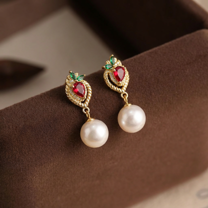 Vintage Style Crystal Stud Earrings with Freshwater Drop